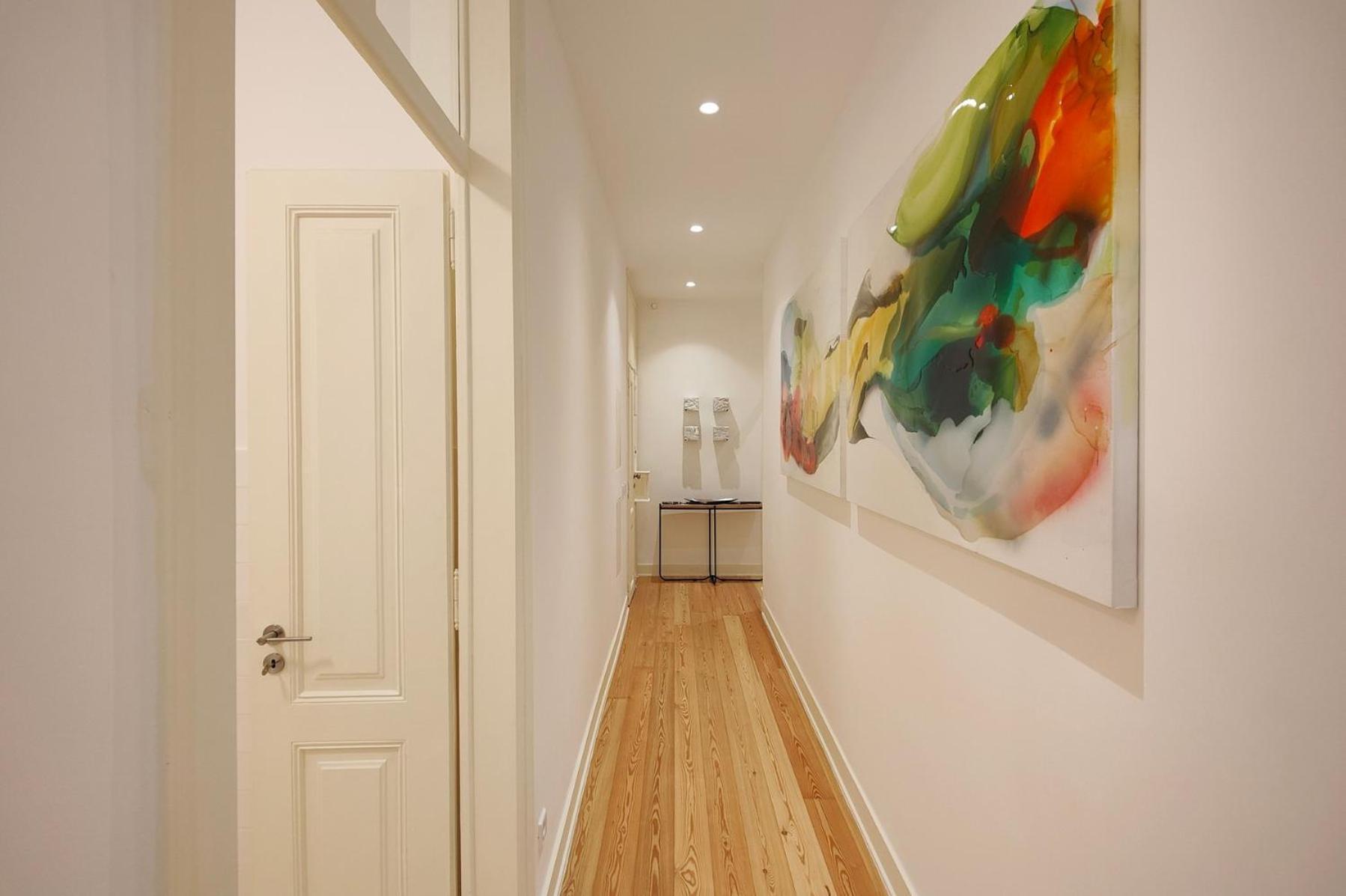 Joivy Astonishing Flat W Office Near Apartment