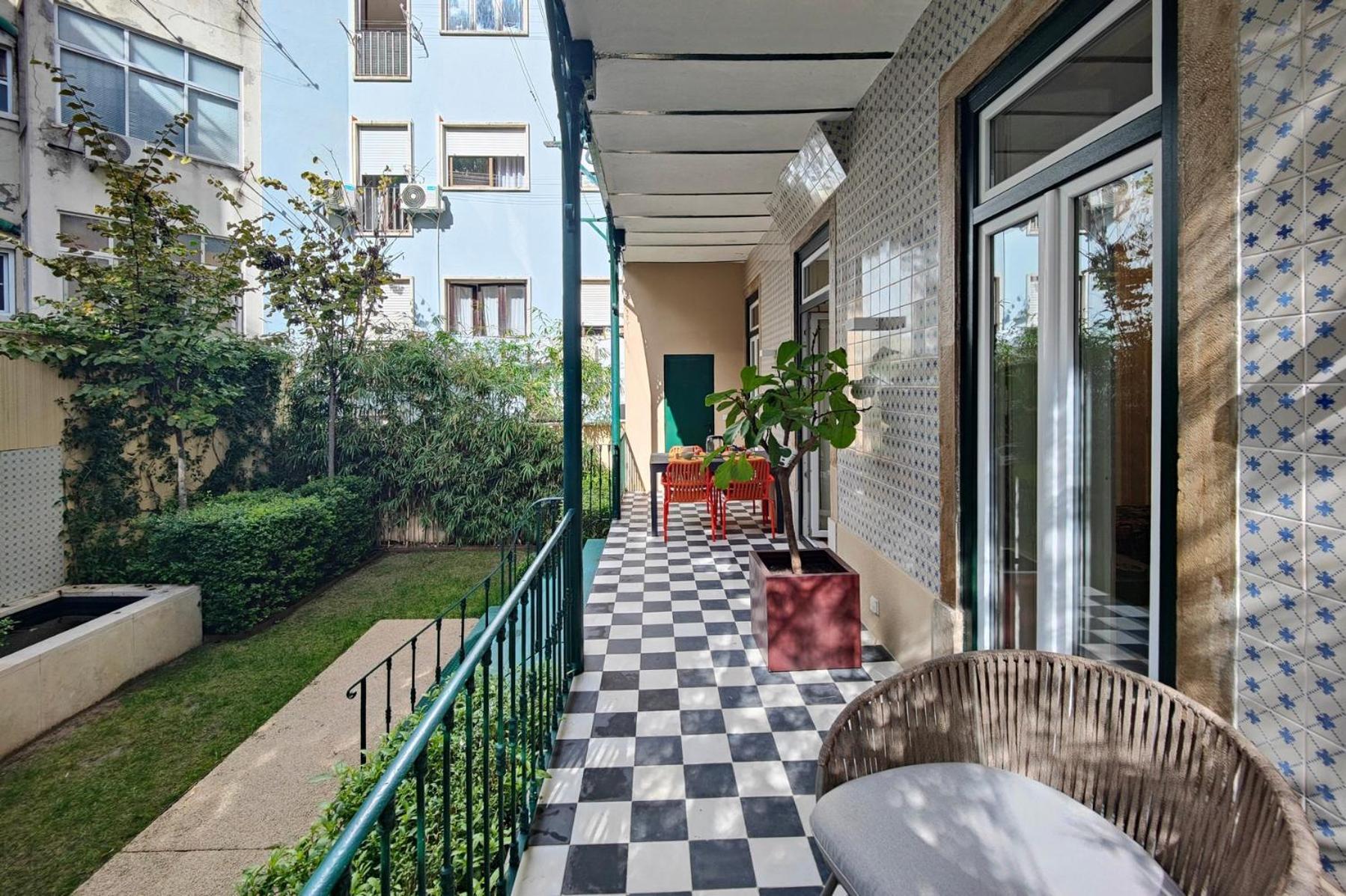 Apartment Joivy Astonishing Flat W Office Near *