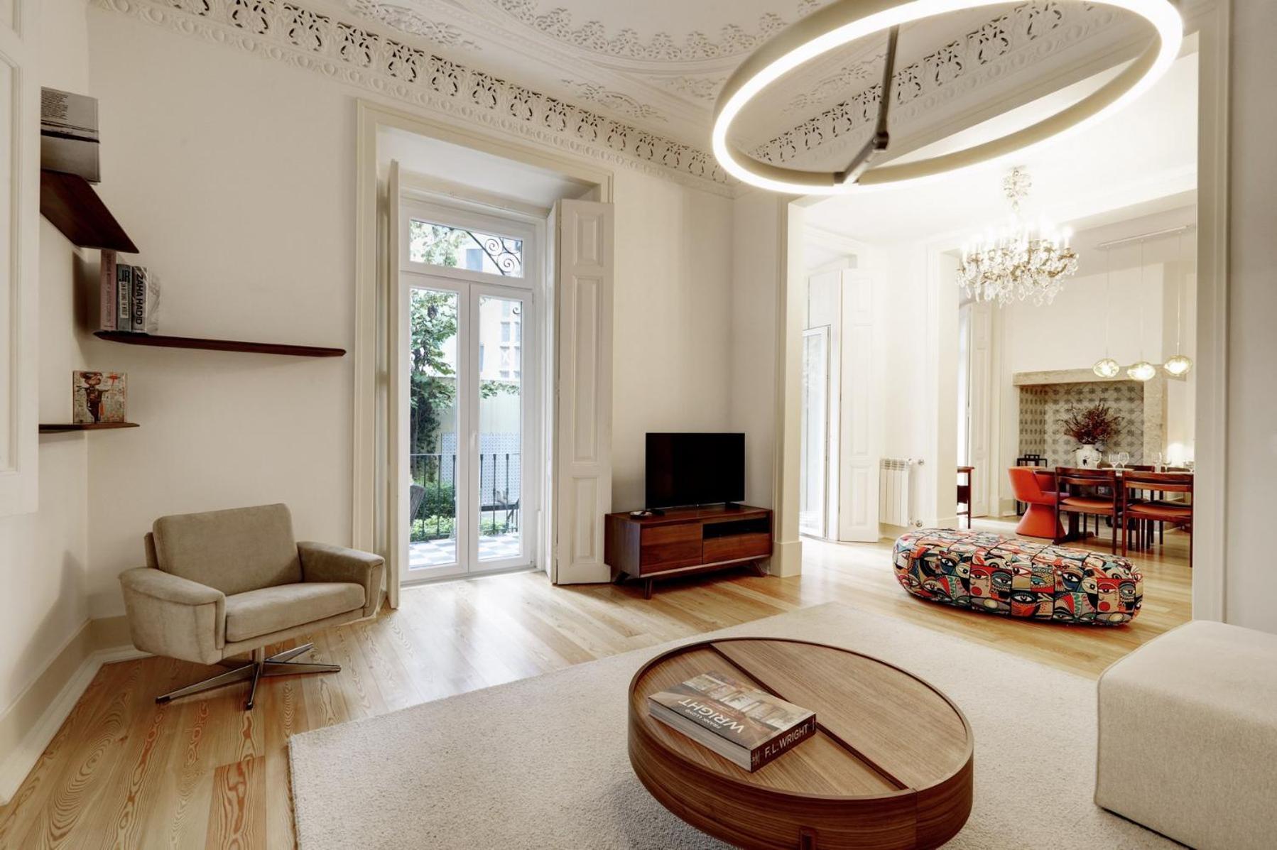 Apartment Joivy Astonishing Flat W Office Near Lissabon