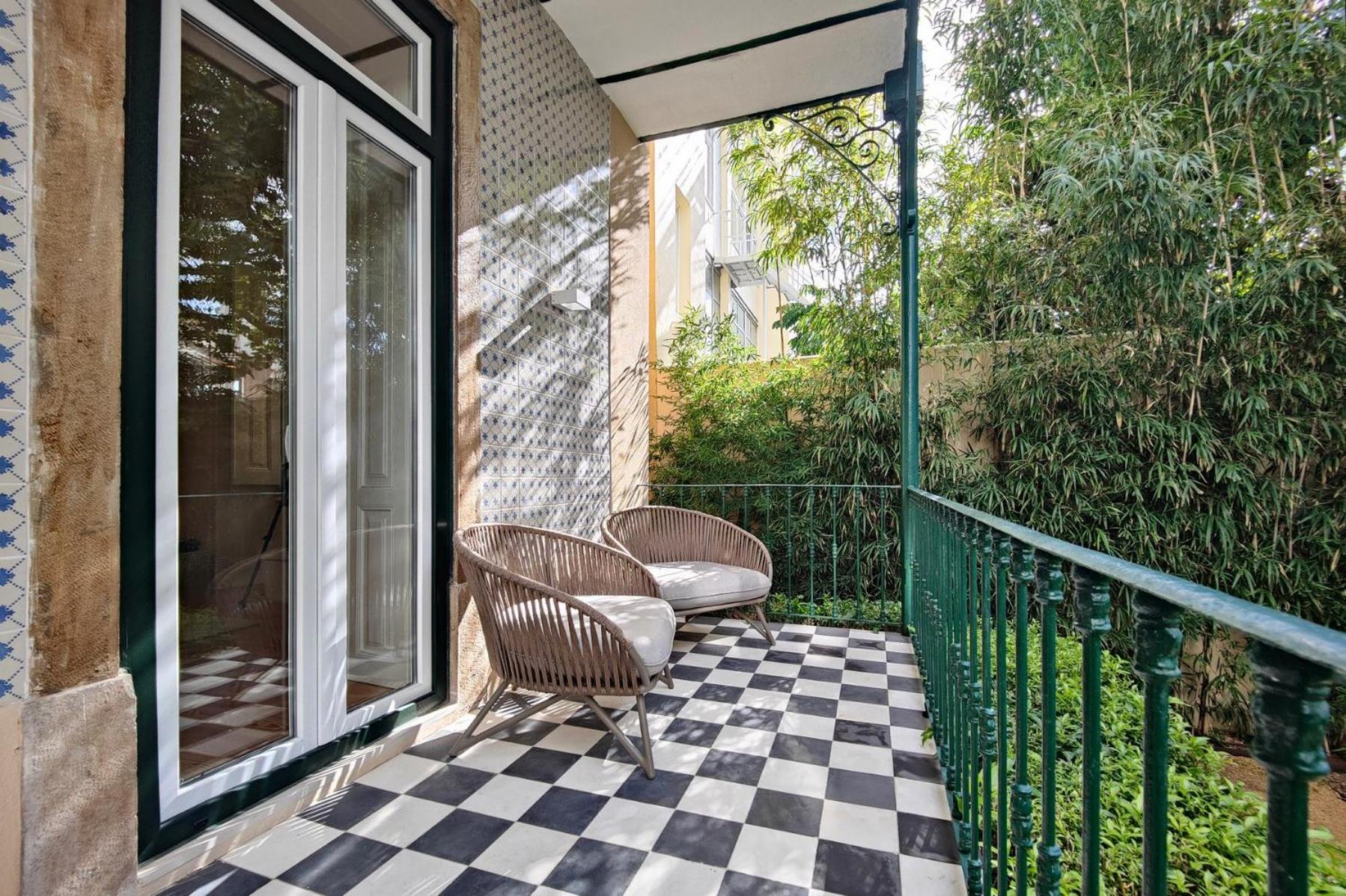 Apartment Joivy Astonishing Flat W Office Near *